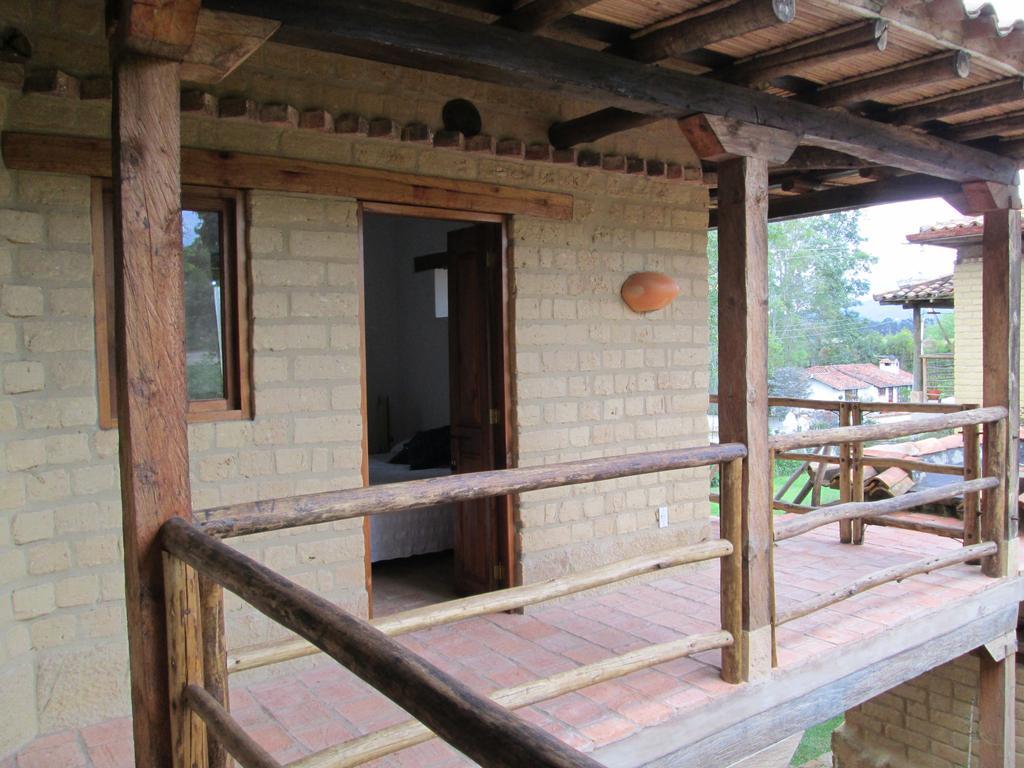 Hostal Casa Del Arte Robles Zewnętrze zdjęcie